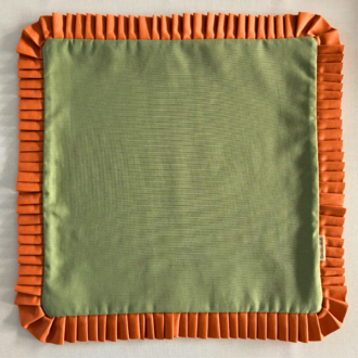 Adaçayı & Tarçın | Pile Detaylı Dekoratif Kırlent Kılıfı 45x45