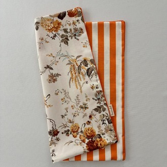 Sarı Güller  – Turuncu Çizgili ve Floral Desenli Çift Taraflı Kırlent Kılıfı 50x50