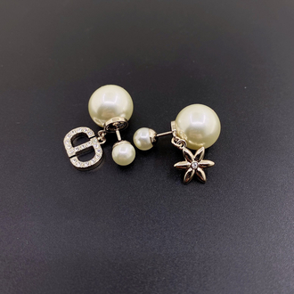 Dior inci küpe