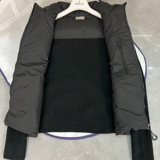 Moncler Örgü Kollu Mont