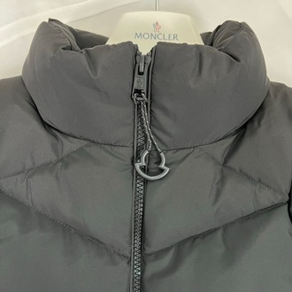 Moncler Örgü Kollu Mont