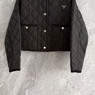 Prada Kapitone Mont