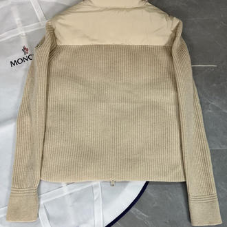 Moncler'in şişme mont 