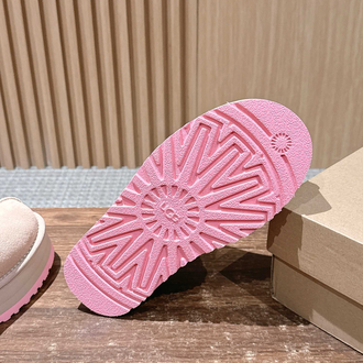UGG platform bot