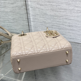 Lady Dior çanta