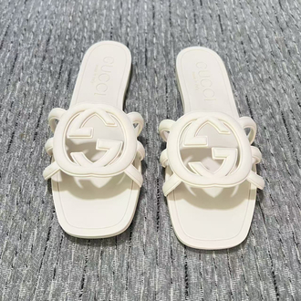  Interlocking G slide Terlik