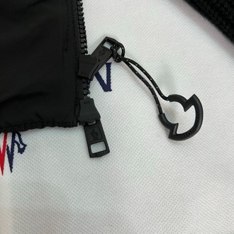 Moncler Örgü Kollu Mont