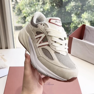 New Balance 990v6