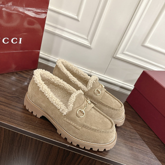 Gucci Kadın Kürk Astarlı Tokalı Loafer