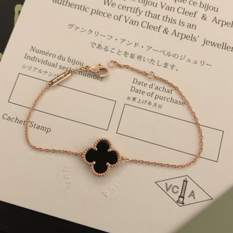  Van Cleef & Arpels Alhambra Şans Bilekliği