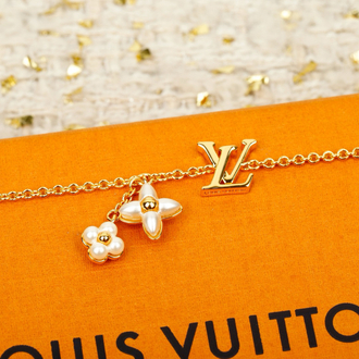 ✨ Louis Vuitton Işıltılı Altın Bileklik ✨