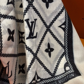 Louis Vuitton Şal