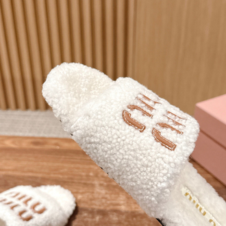 Miu Miu Terlik
