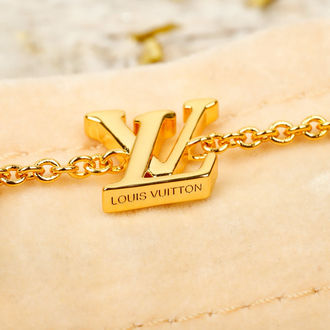 ✨ Louis Vuitton Işıltılı Altın Bileklik ✨
