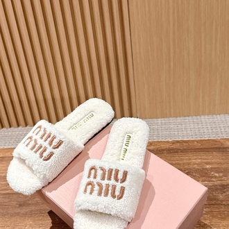 Miu Miu Terlik