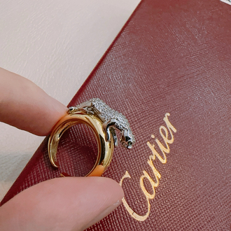  Cartier Panther’e Bileklik & Yüzük seti