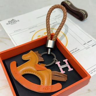 Hermès “Rocking Horse” Tasarım Lüks Deri Anahtarlık ve Çanta Aksesuarı