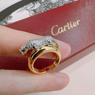 Cartier Panther’e Bileklik & Yüzük seti