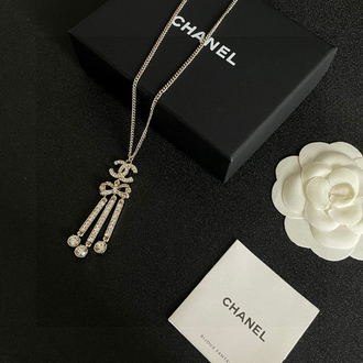 Chanel Işıltılı Sarkıt Kolye