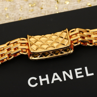 Eşsiz Chanel Bileklik