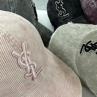 YSL Vintage Corduroy Şapka Koleksiyonu