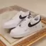 NİKE AİR FORCE 1 LOW ESSENTİAL WHİTE BLACK GOLD