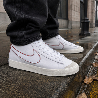 NİKE BLAZER MİD 77 WHİTE RED
