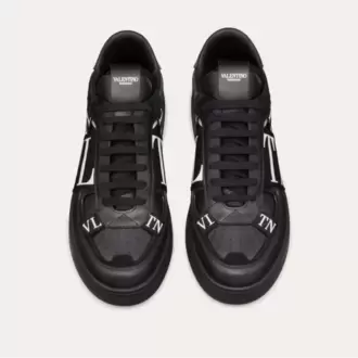 VALENTİNO GARAVANİ VL7N BLACK
