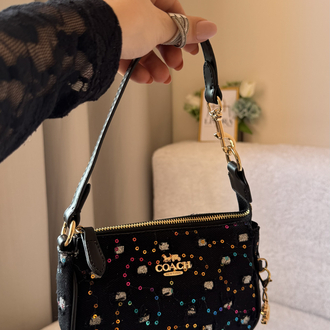  Coach Nolita 15