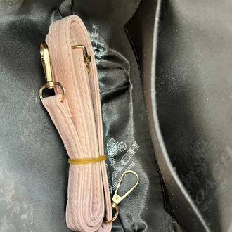 Coach Monogram Omuz Çantası – Pudra Pembe