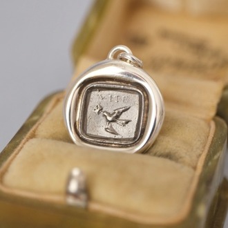 Victorian Fob Mühürden Mektup Taşıyan Güvercin Motifli Gümüş Kolye