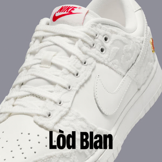 Nike Dunk Low “You Deserve Flowers”