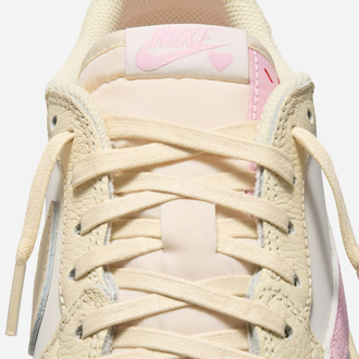 Air Jordan 1 Low Travis Scoot Shy Pink