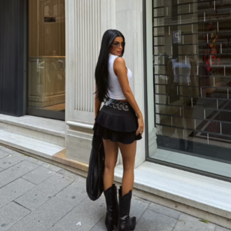 Siyah Pileli Mini Etek