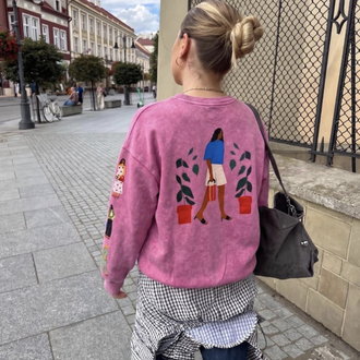 Sweatshirt