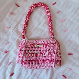 Trio Pink