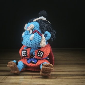 One Piece Örgü Desenli Jinbei Figürü