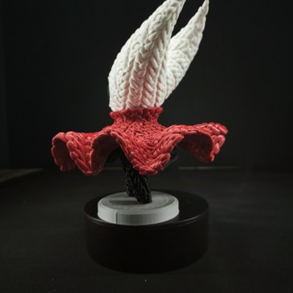 Hollow Knight Hornet Örgü Desenli Figür