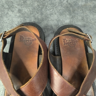 DR MARTENS