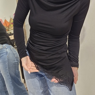 Kadın, Alternatif Yaka Kullanımlı, Asimetrik Kesim, Dantelli, Siyah Bluz
