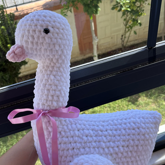 Amigurumi beyaz kuğu