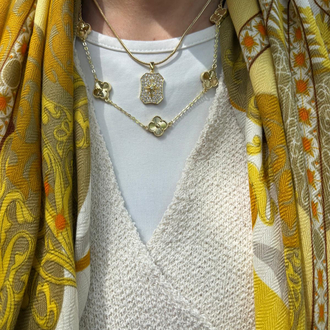Marka model gonca sarı kolye 
