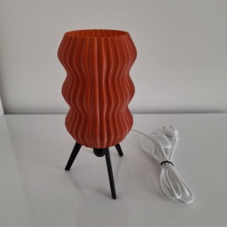 Özel Tasarım 3D Baskı Masa Lambası
