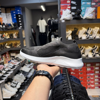 Skechers Triko Siyah Beyaz
