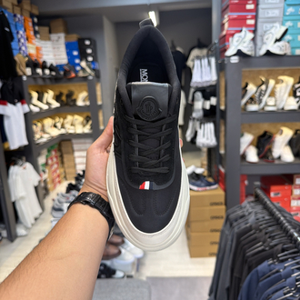 Moncler Siyah Krem