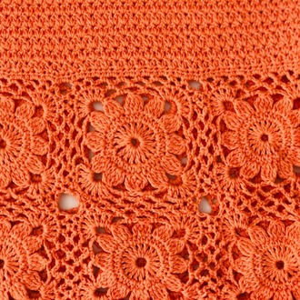 Çiçek Motifli El İşi Crop Top 