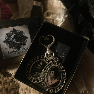 sweeney todd & Lovett kalp charm