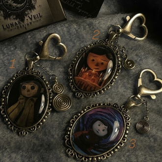 coraline kalp spiral charm