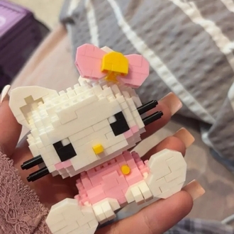 Hello Kitty LEGO