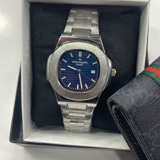 Patek Philippe Nautilus Stil - Lacivert Kadran